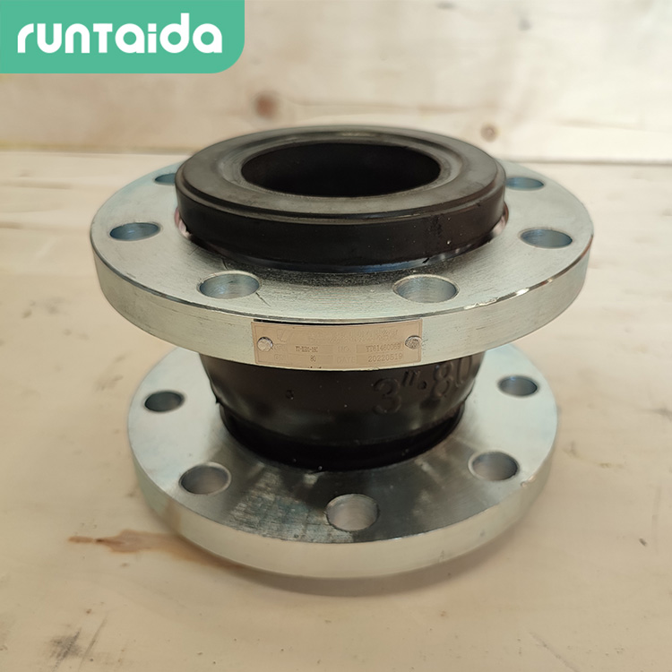 正確安（ān）裝可曲撓橡膠接頭（tóu）